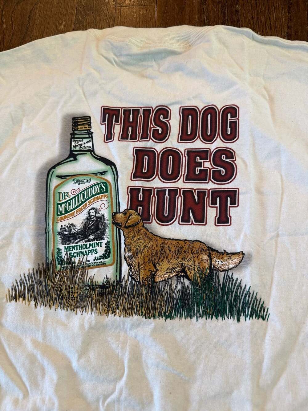 Dead stock NWOT Vintage 90s Dr. McGillicuddy's This Dog Does Hunt T-Shirt Size L